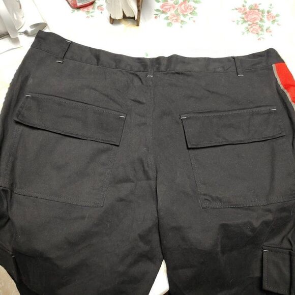 New Decibel Cargo Black Red Pants Size Men's 42/34 - Picture 4 of 4